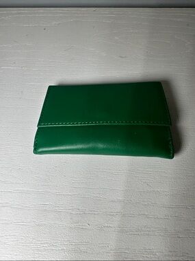 Dessy Collection Green Leather Wallet